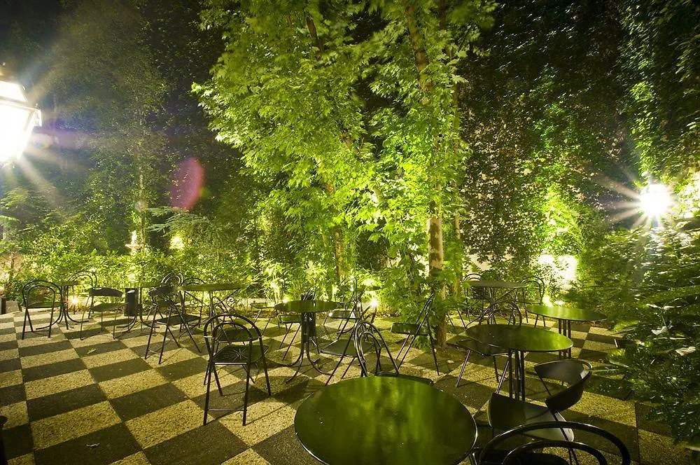 Opera Cadet Hotel París