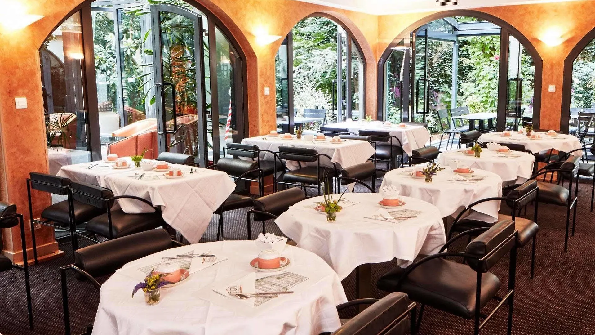 Opera Cadet Hotel 4*